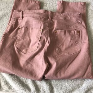 Jean pink capris